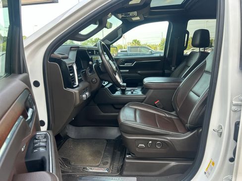 Used 2024 GMC Sierra 1500 Denali w/ Denali Reserve Package image 8