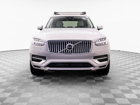 Used 2024 Volvo XC90 T8 Ultimate w/ Lounge Package AWD/4WD image 8