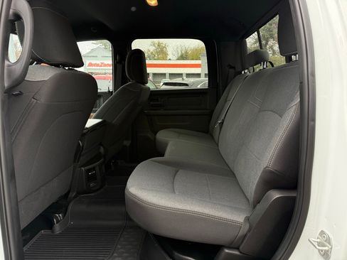 Used 2024 RAM 3500 Tradesman w/ Convenience Group image 28