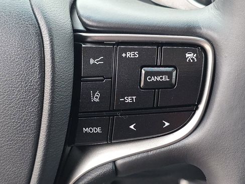 Certified 2024 Lexus ES 300h Ultra Luxury image 31