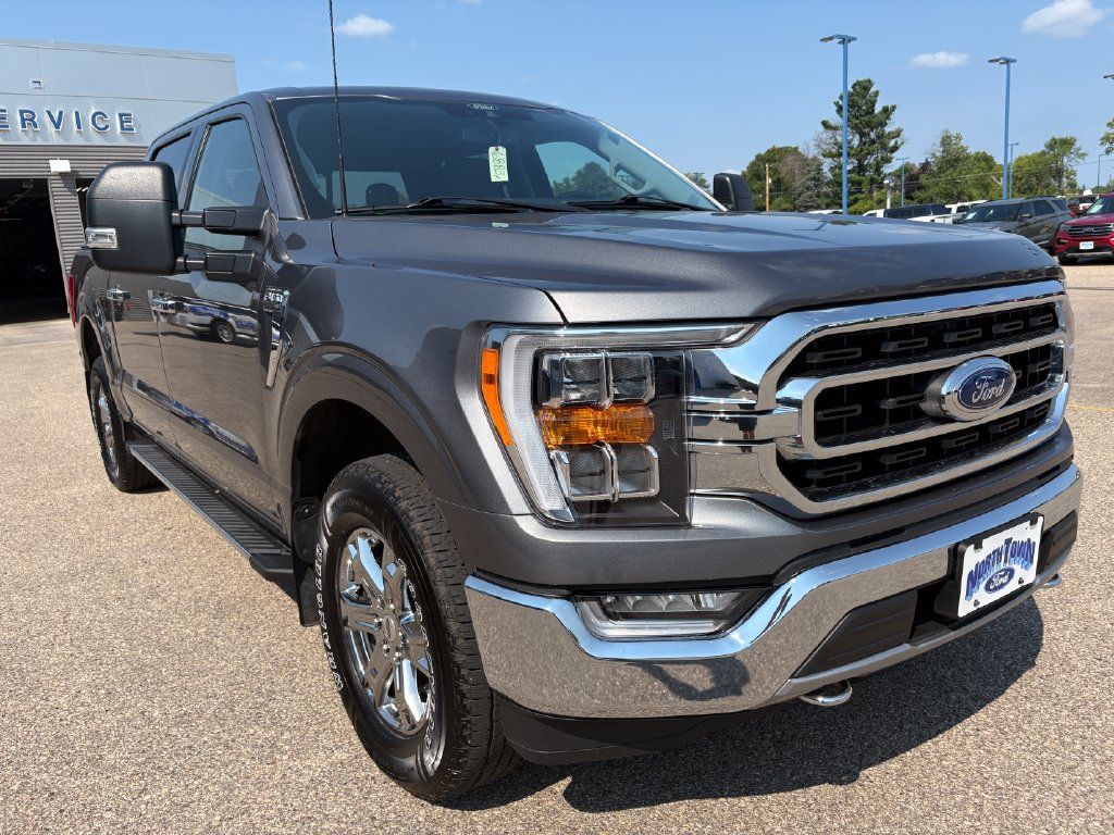 Used 2021 Ford F150 XLT w/ Equipment Group 302A High AWD/4WD image 4