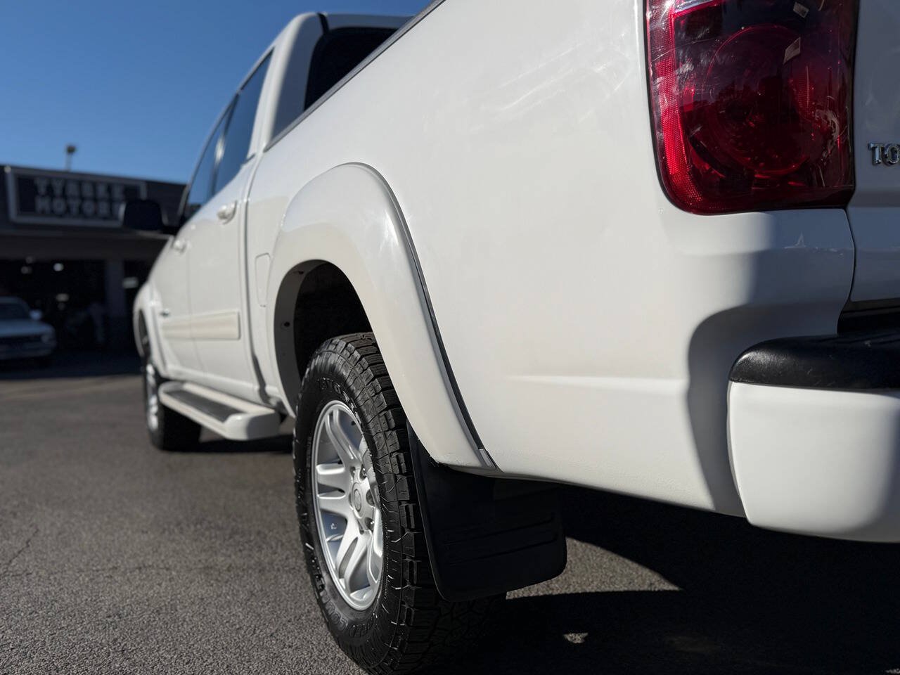 Used 2006 Toyota Tundra Limited w/ All Weather Guard Pkg AWD/4WD image 44