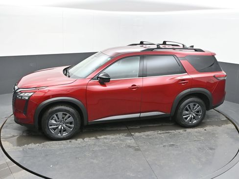 New 2026 Nissan Pathfinder SV image 34