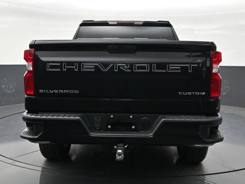 Used 2021 Chevrolet Silverado 1500 Custom RWD image 4