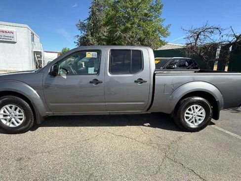 Used 2021 Nissan Frontier SV image 7