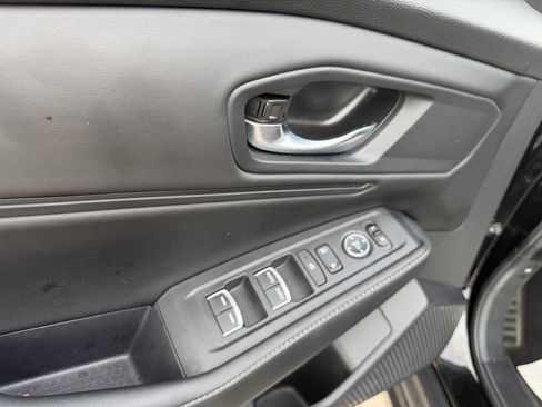 Used 2023 Honda Accord Sport image 11