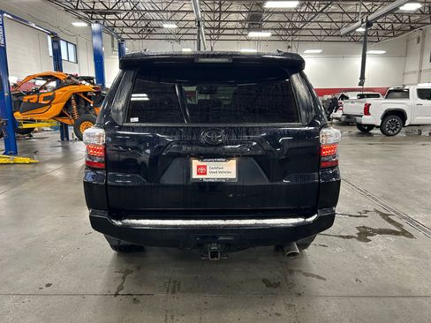 Certified 2020 Toyota 4Runner SR5 image 4