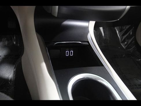 Used 2019 Lincoln MKC Reserve AWD/4WD image 18