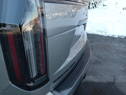 Certified 2025 Cadillac Escalade Sport Platinum w/ LPO, ONYX Package image 9