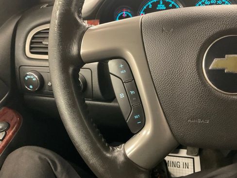 Used 2014 Chevrolet Tahoe LT AWD/4WD image 18