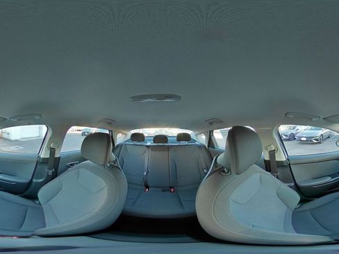 Used 2025 Kia K4 LXS image 41