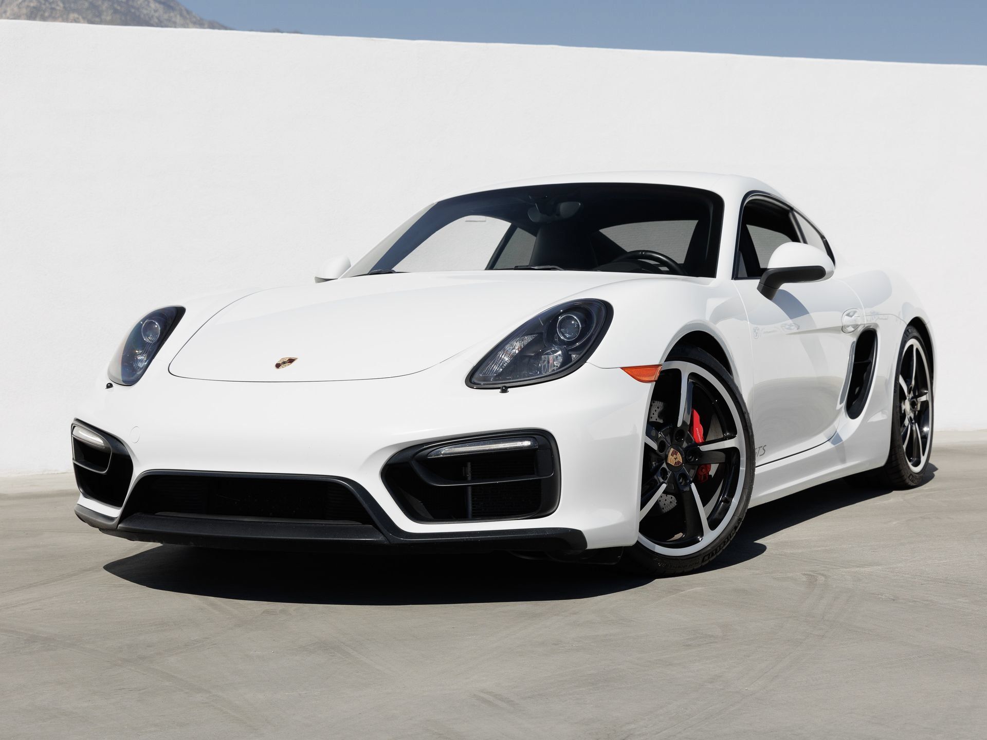 Certified 2015 Porsche Cayman GTS RWD image 1