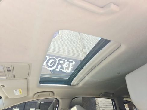Used 2019 Honda CR-V EX-L image 10