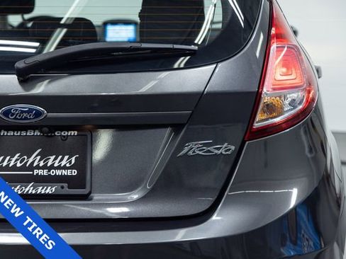 Used 2018 Ford Fiesta SE w/ Equipment Group 201A FWD image 8