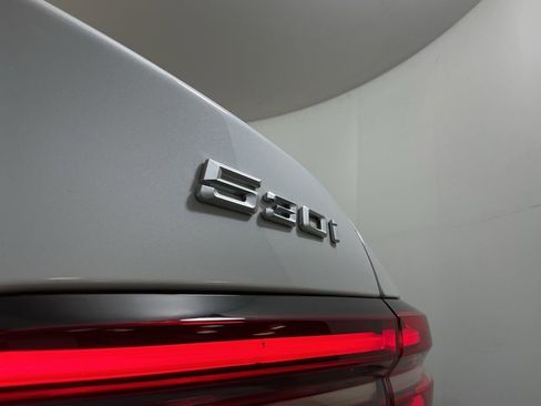Certified 2025 BMW 530i w/ Premium Package RWD image 32
