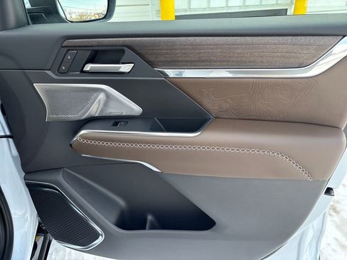 New 2026 GMC Acadia Denali Ultimate image 54