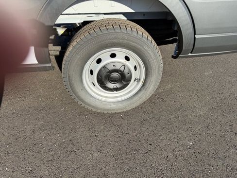 New 2026 Ford Transit 250 148 Medium Roof image 17