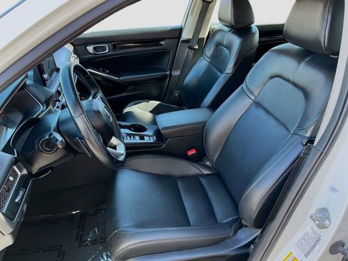 Used 2024 Honda Civic Touring image 22