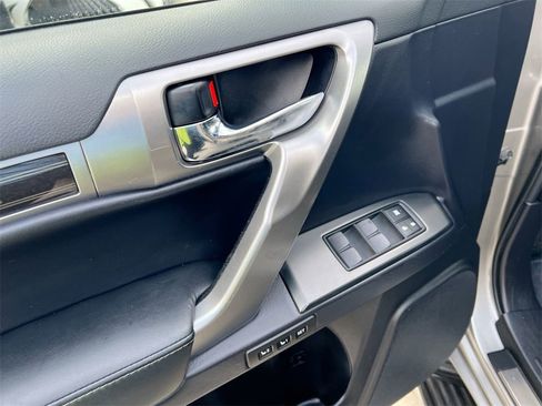 Certified 2023 Lexus GX 460 Premium image 11