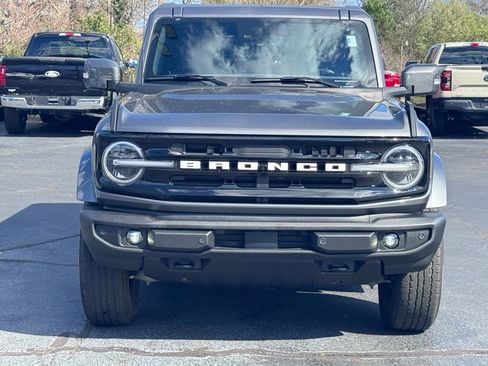 Used 2023 Ford Bronco Outer Banks image 19