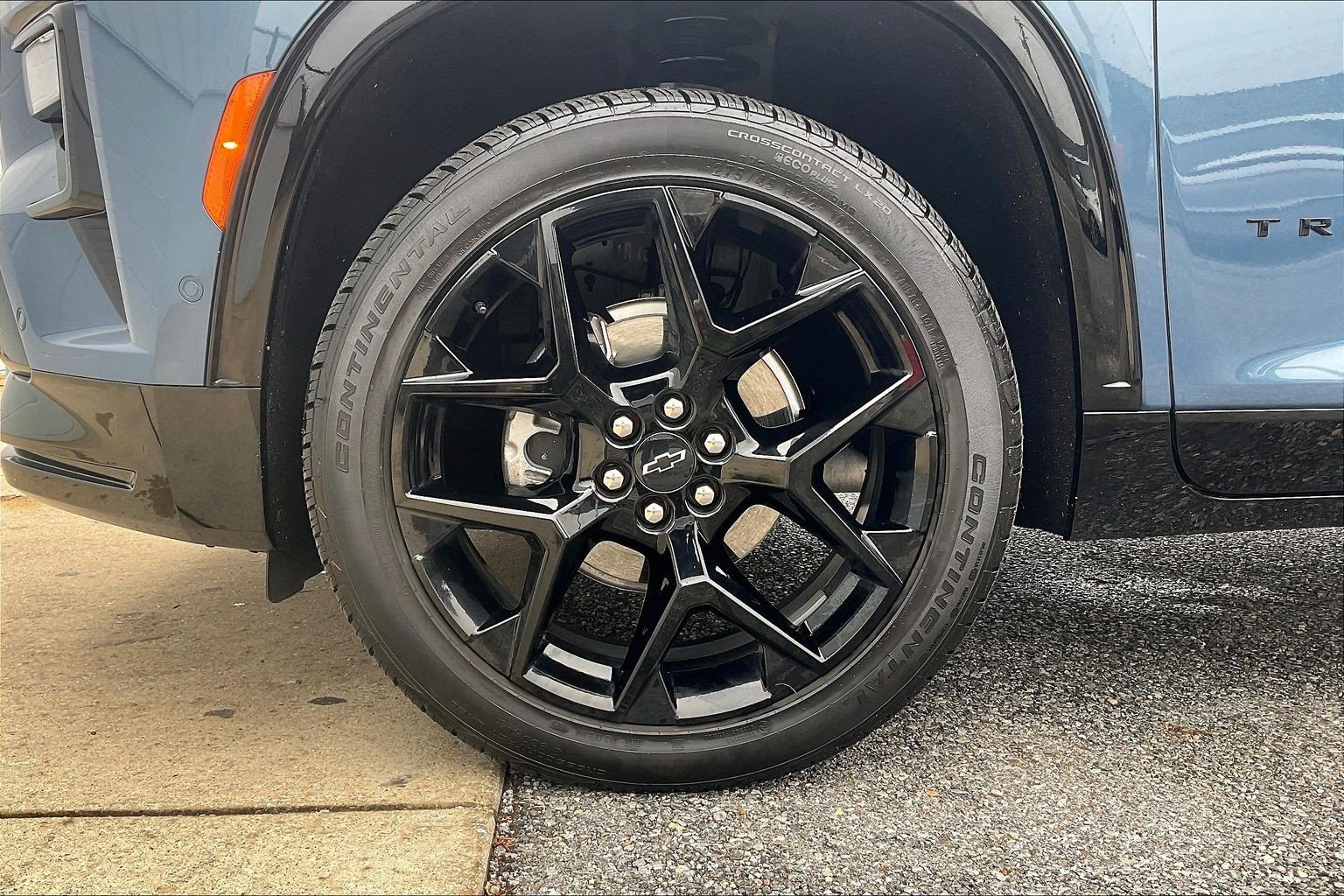 Used 2025 Chevrolet Traverse RS AWD/4WD image 11