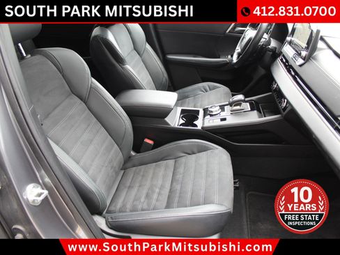 Used 2022 Mitsubishi Outlander SE image 19