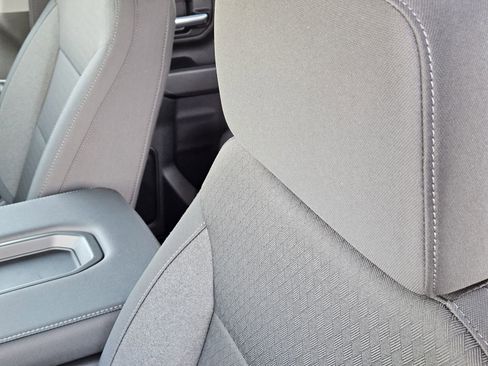 New 2026 Chevrolet Silverado 2500 Custom w/ Custom Value Package image 32