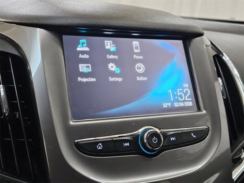 Used 2017 Chevrolet Cruze LT image 26