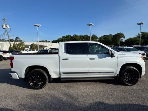 New 2026 Chevrolet Silverado 1500 High Country AWD/4WD image 6
