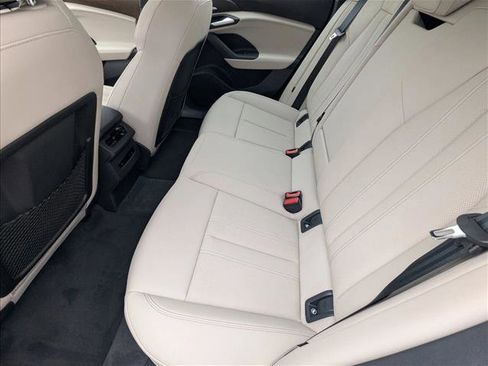 Used 2025 Audi A6 e-tron Premium Plus image 20