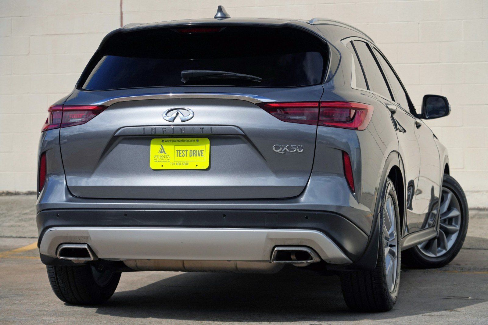 Used 2020 INFINITI QX50 Luxe w/ Navigation Package FWD image 4