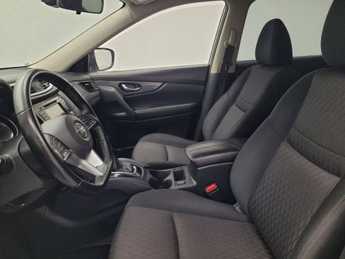 Used 2020 Nissan Rogue SV FWD image 17