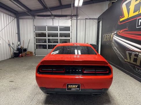 Used 2020 Dodge Challenger R/T image 12