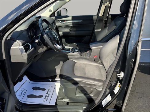 Used 2019 MAZDA CX-5 Touring image 13