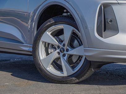 New 2025 Audi Q5 Premium Plus