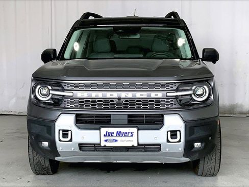 Used 2025 Ford Bronco Sport Badlands image 3