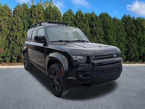 Used 2022 Land Rover Defender 110 X-Dynamic HSE image 3