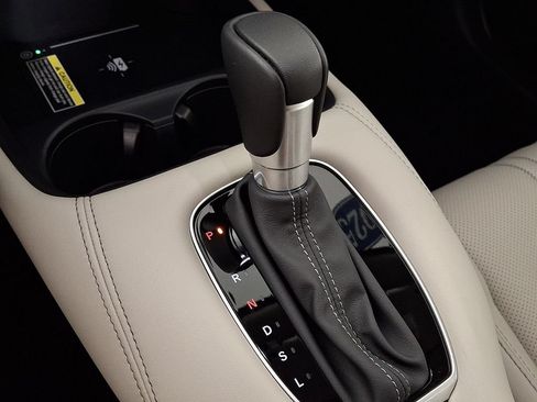 Used 2025 Honda HR-V EX-L image 17