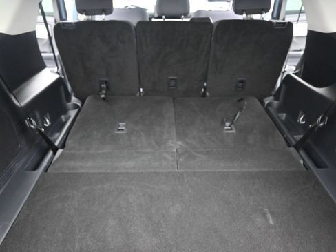 Used 2026 Ford Explorer Active AWD/4WD image 16