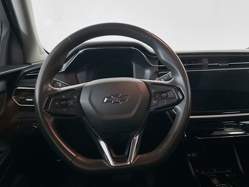 Used 2023 Chevrolet Bolt EUV LT w/ Driver Confidence Package FWD image 18