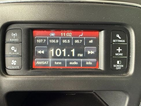 Used 2019 Dodge Journey SE w/ Premium Group image 32