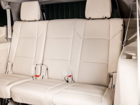 Used 2026 Cadillac Escalade Platinum Sport AWD/4WD image 27