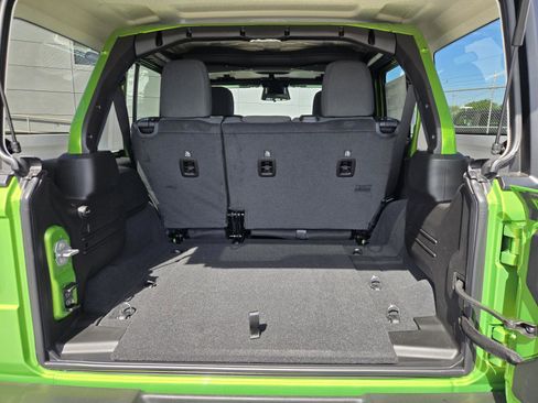 New 2026 Jeep Wrangler Unlimited Sport image 29