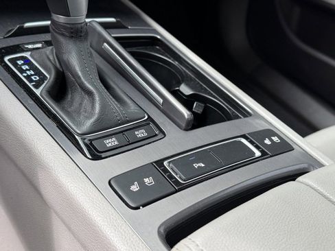 Used 2018 Genesis G80 3.8 w/ Option Group 02 image 22