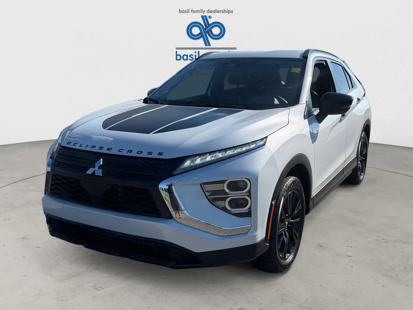 Used 2025 Mitsubishi Eclipse Cross AWD image 2