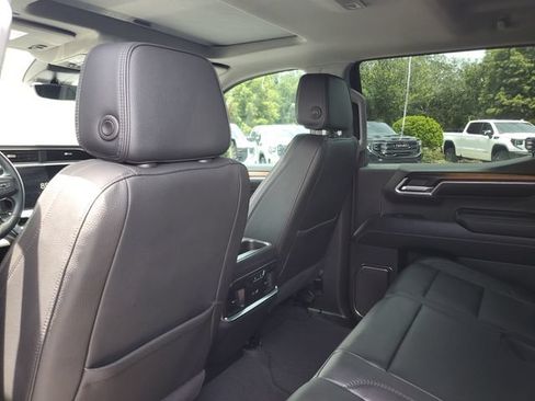 Used 2024 GMC Sierra 1500 Denali w/ Denali Reserve Package AWD/4WD image 10