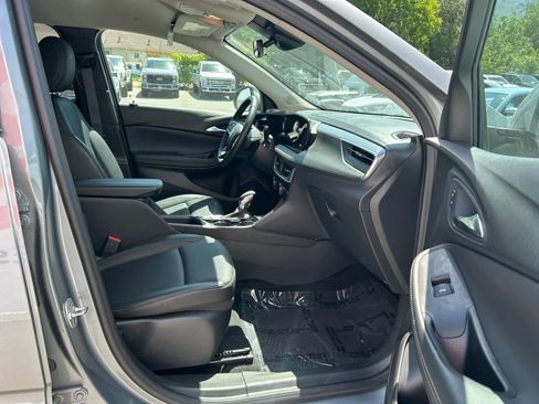 Used 2024 Buick Encore GX Sport Touring image 10