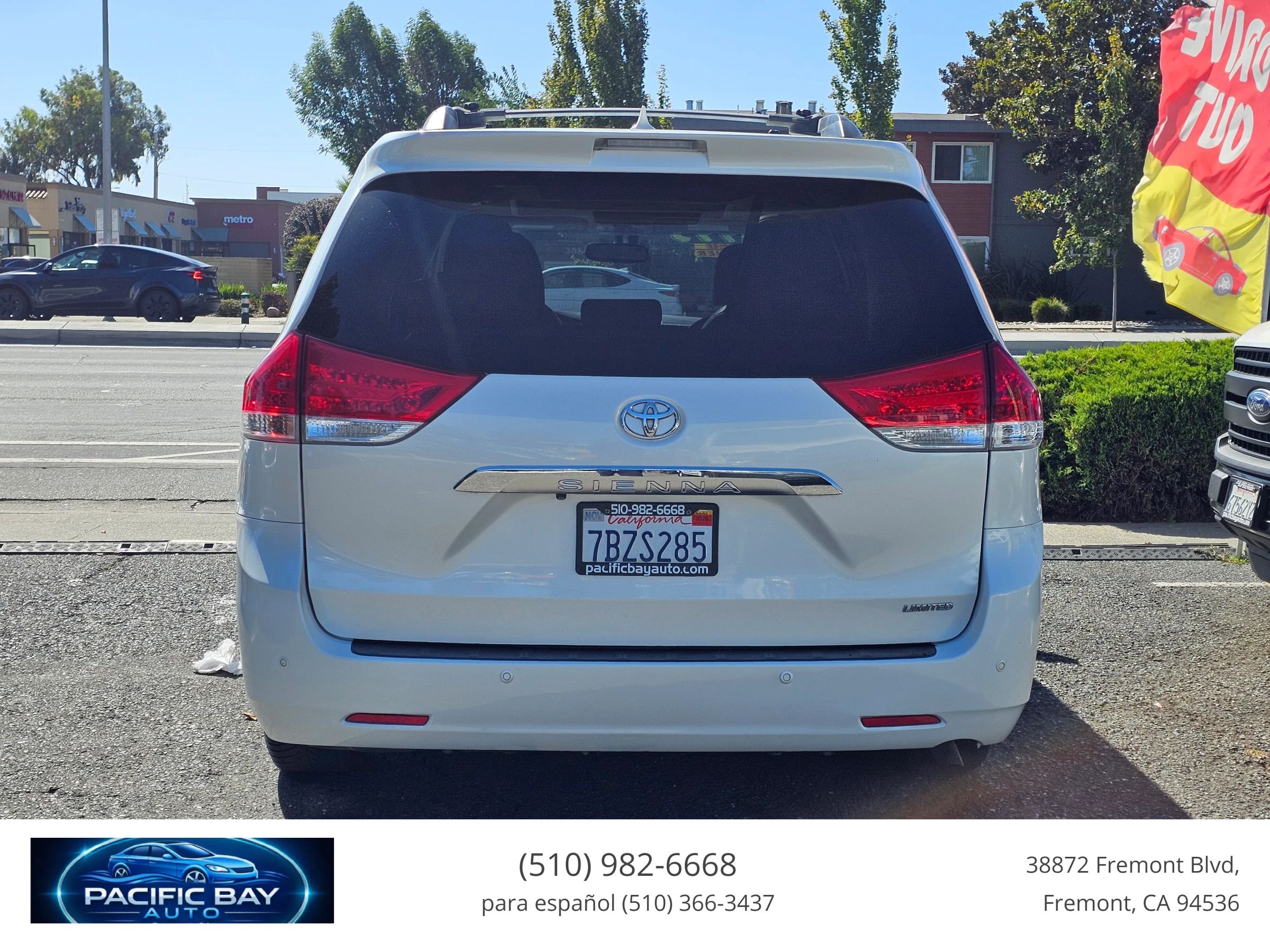 Used 2013 Toyota Sienna Limited w/ Premium Pkg FWD image 6