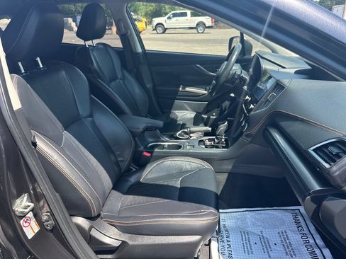 Used 2019 Subaru Crosstrek 2.0i Limited w/ Moonroof Package w/Navigation AWD/4WD image 21