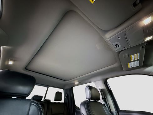 Used 2020 Ford F150 Lariat w/ Equipment Group 502A Luxury image 41